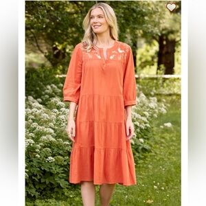 NWOT The Vermont Country Store Embroidered Leaves Tiered Crinkle Cotton Dress M